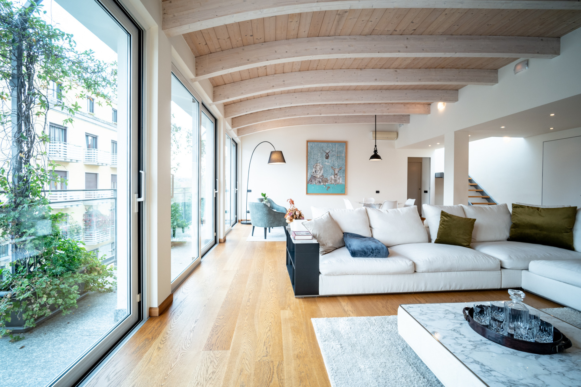 Plurilocale_locazione_viaomboni6_milano_living