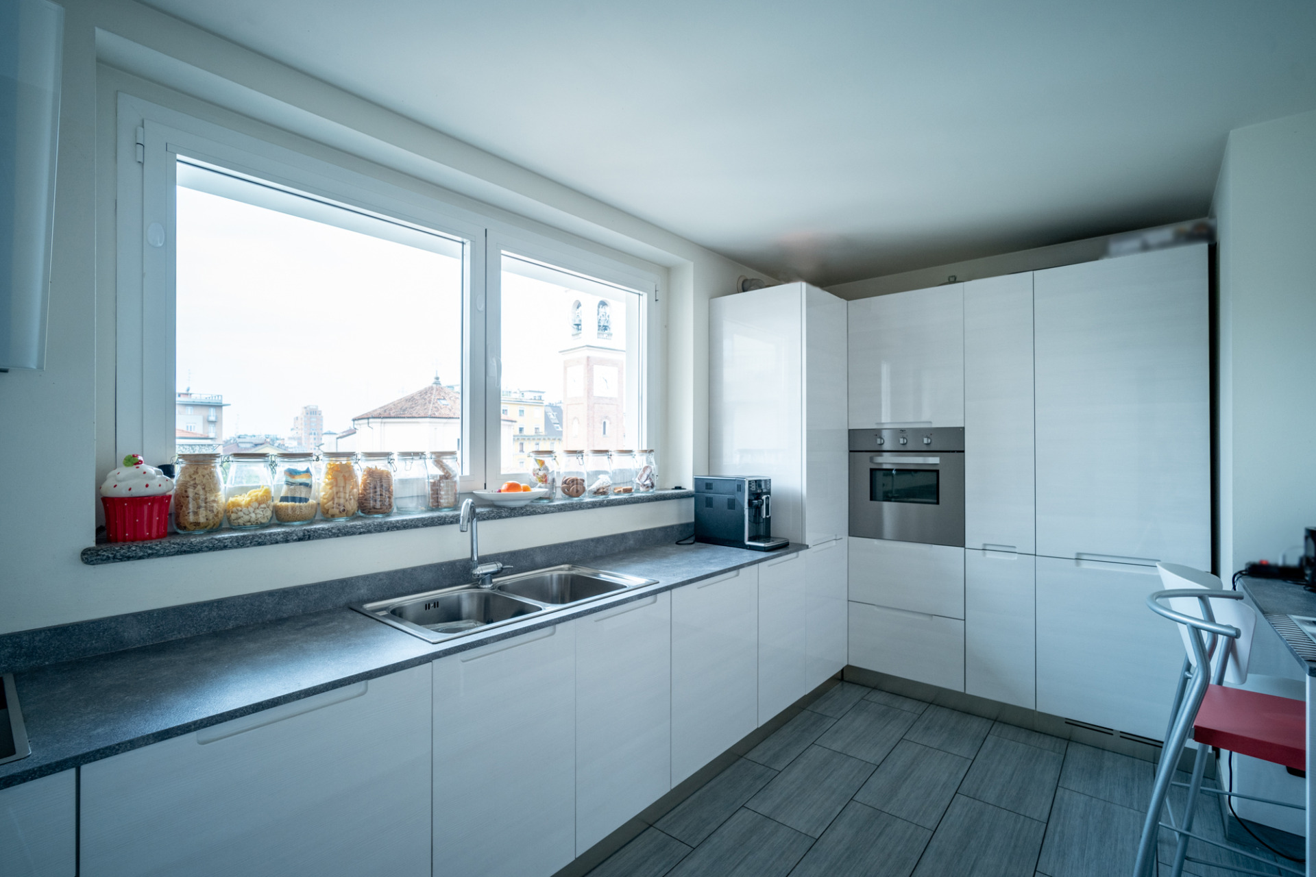 Plurilocale_locazione_viaomboni6_milano_cucina