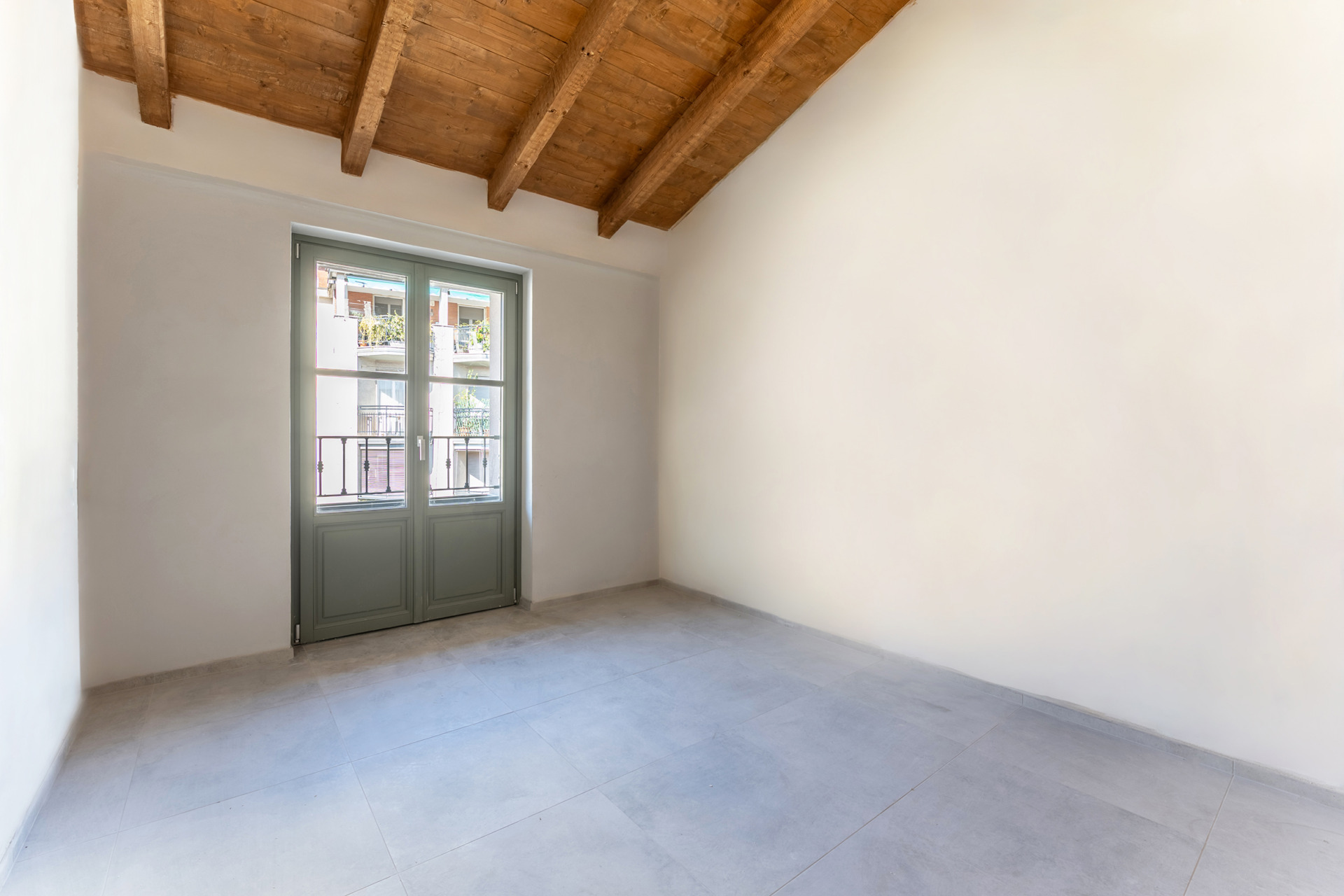 Quadrilocale_vendita_viazumbini39_milano_camera