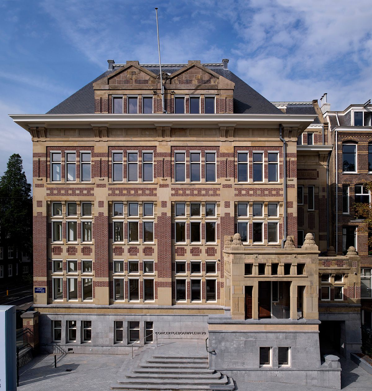 Kroonenberg Groep extends lease agreement with Jones Day
